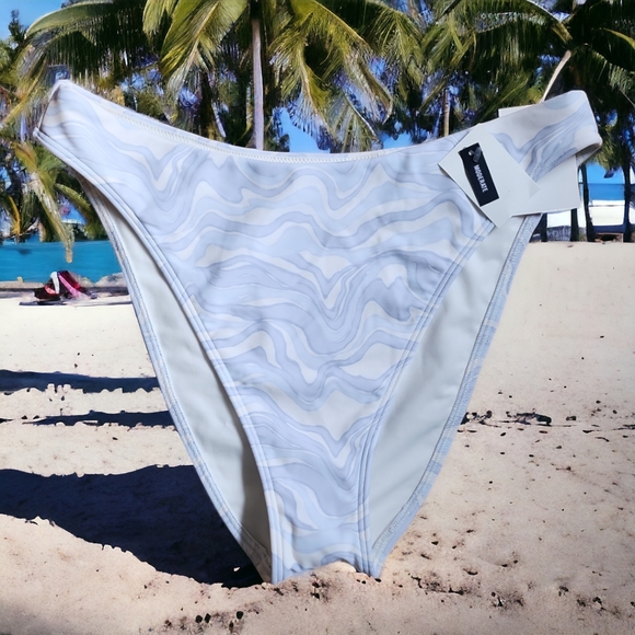Abercrombie & Fitch Light Blue Swirl Bikini Bottoms Size M - Picture 2 of 8